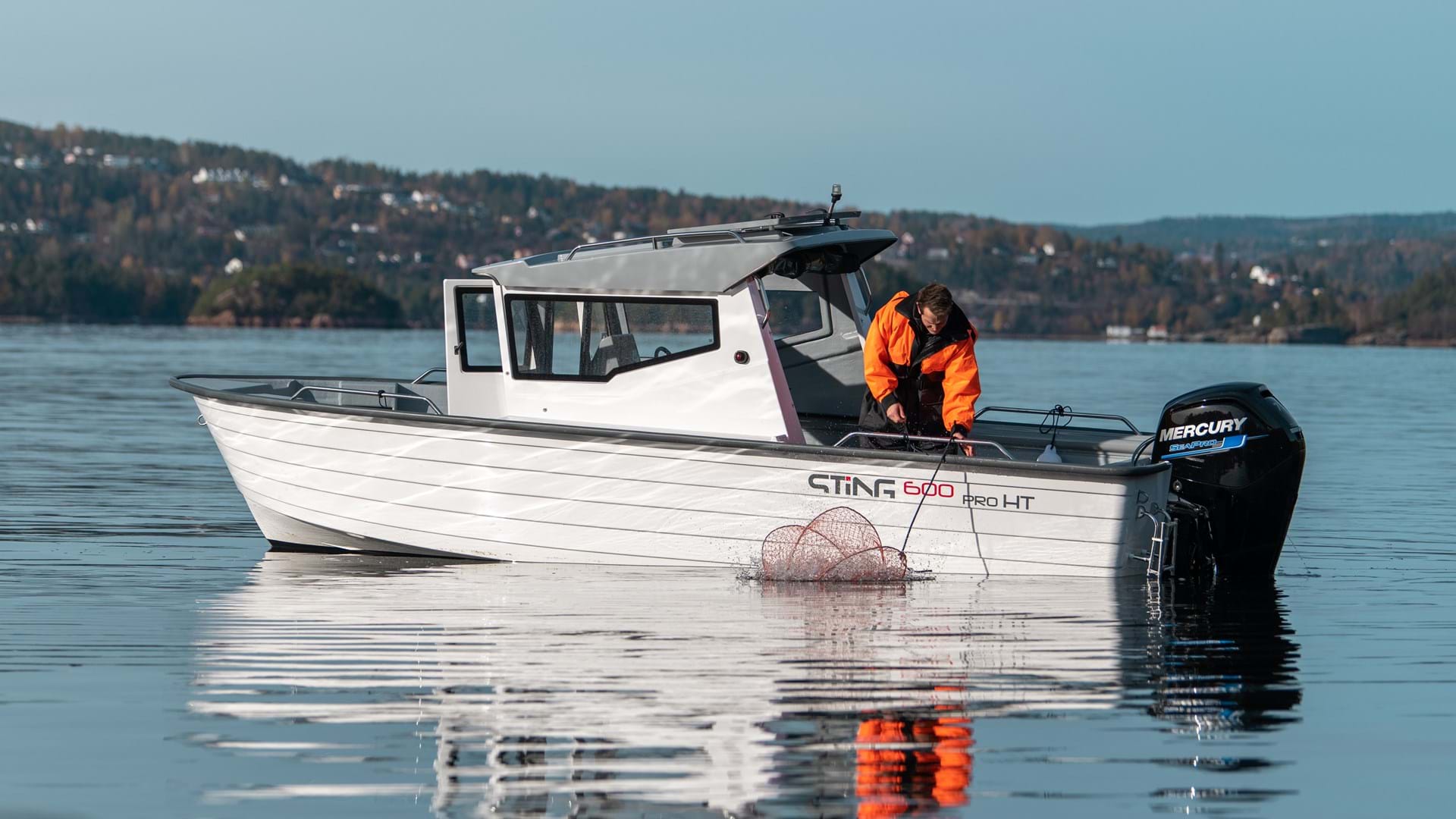 Sting 600 Pro HT At Sea Seen From Port Side 2